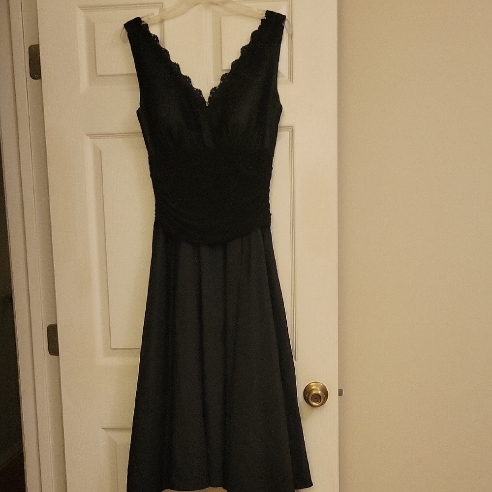 Elegant Black Lace Trim Dress